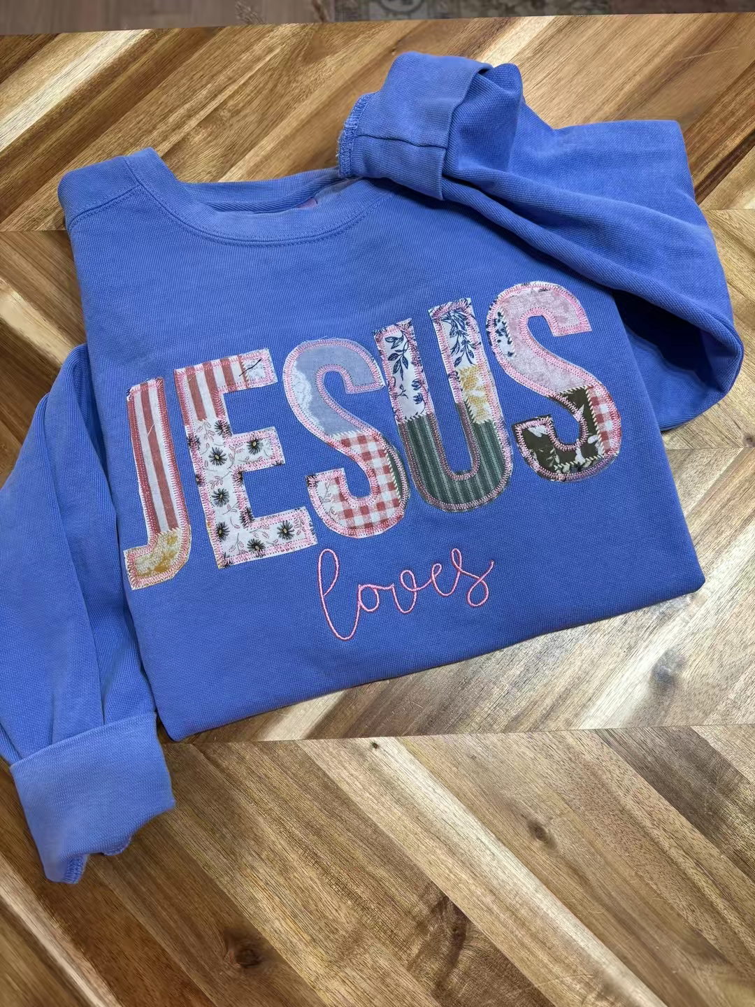 Jesus Loves Crewneck 2X-3X