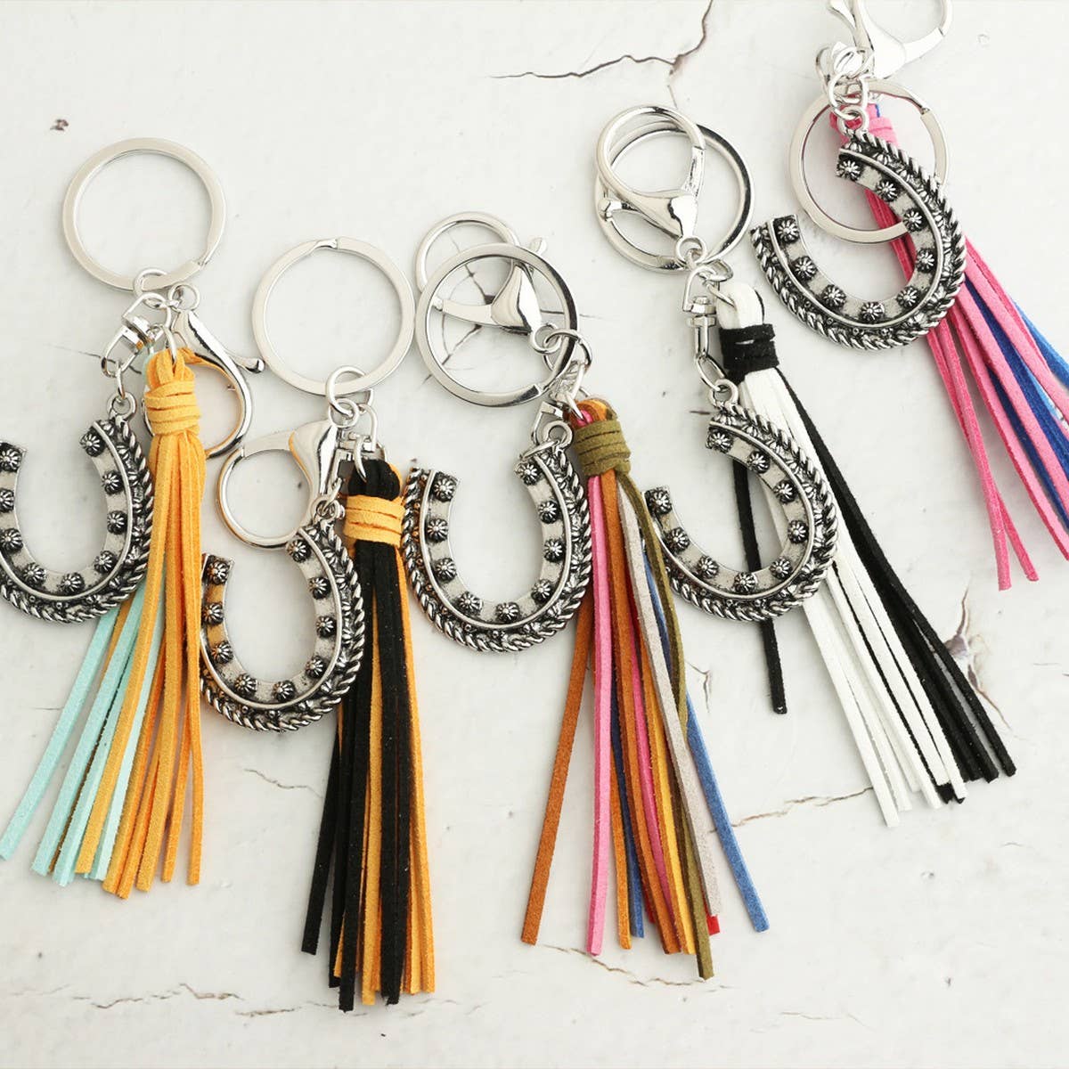 Boho Western Horseshoe Keychain with Vintage Charm_CWAB5084