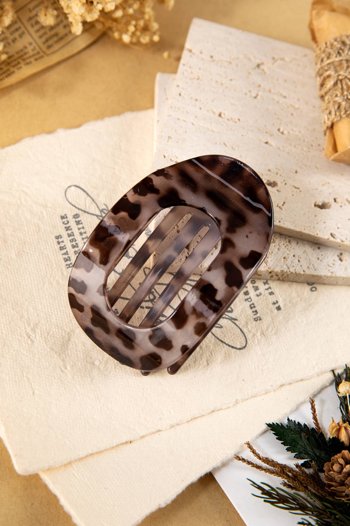 Fashion Western Leopard Print Acrylic Oval Hair Claw Clip