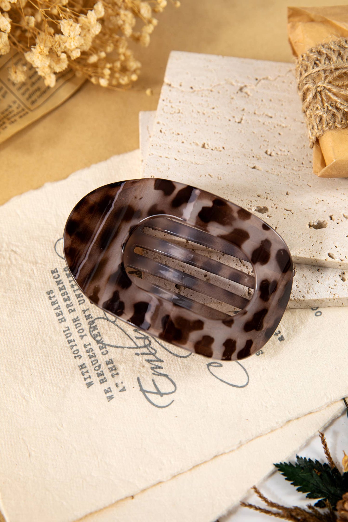 Fashion Western Leopard Print Acrylic Oval Hair Claw Clip