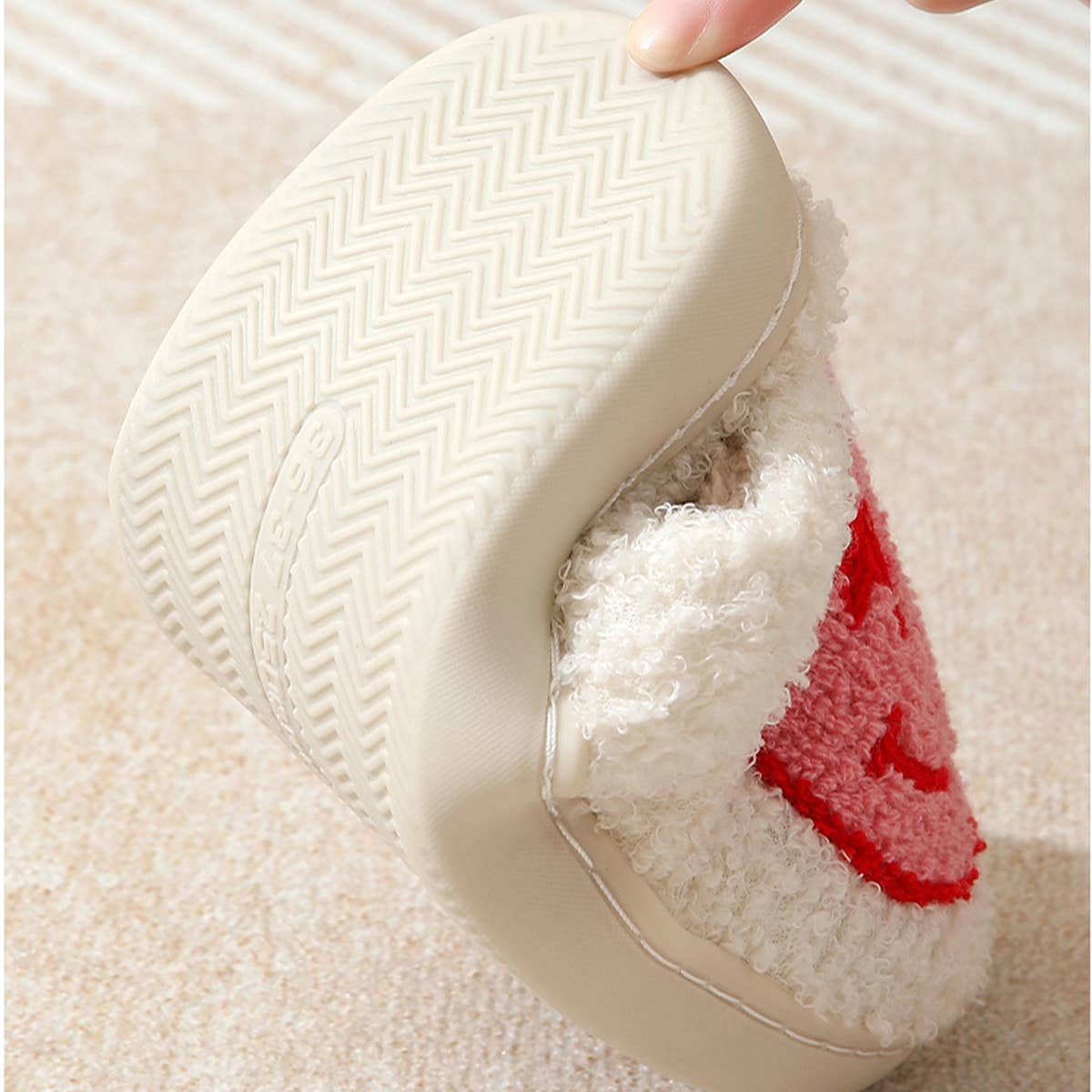 HAPPY BOLT MEMORY FOAM COWBOY SMILE FACE SLIPPERS_CWSHS0264