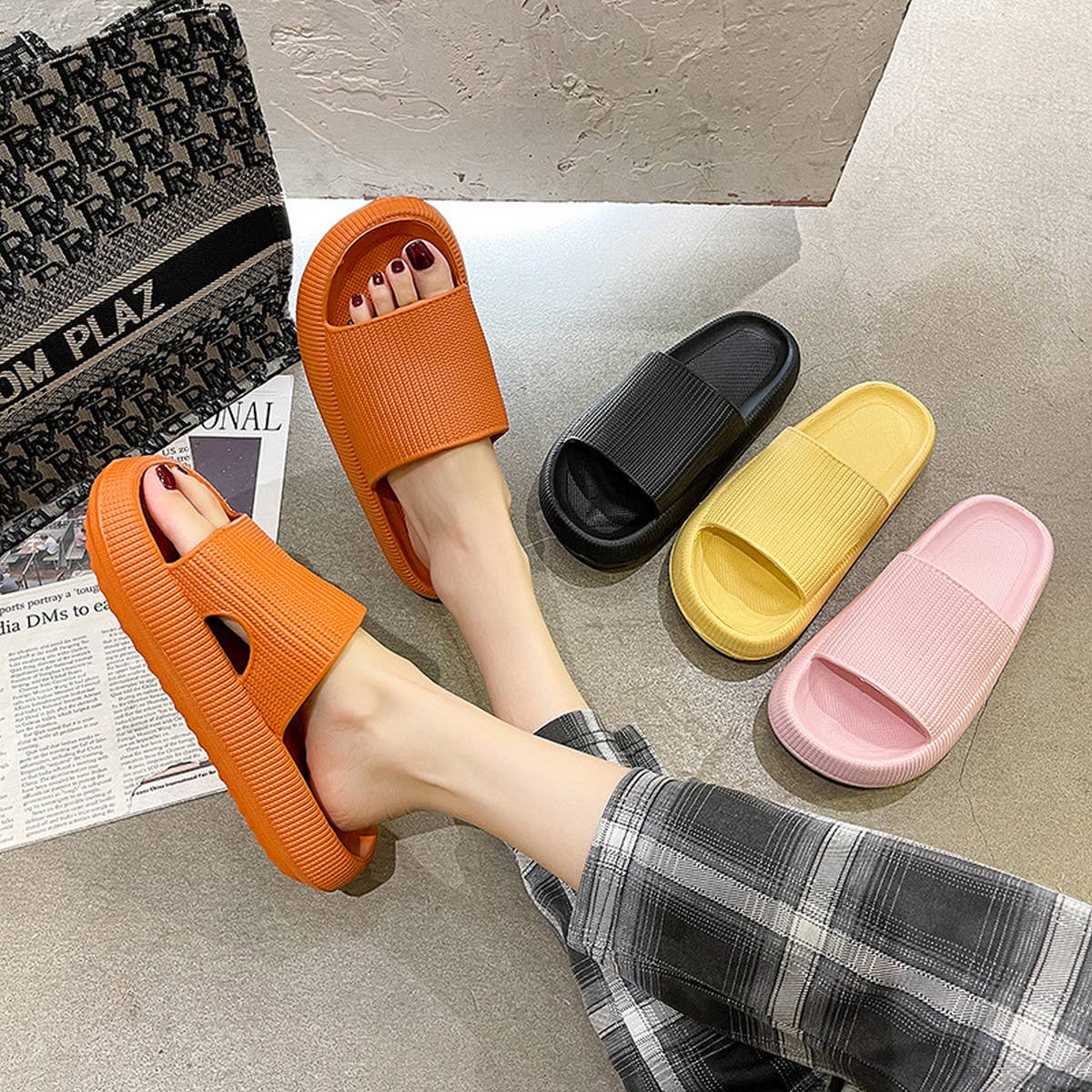 Soft EVA Indoor Slippers, Thick Sole for Women_CWSHS0636